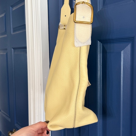 Anne Klein Cream Toggle Hobo Shoulder Bag NWT - Picture 6 of 10